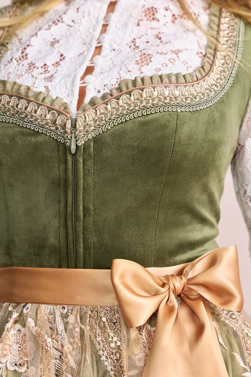 Krüger Madl Dirndl Vesa (70cm) Letzte 3 Tage