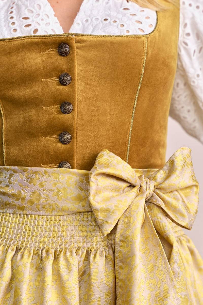 Krüger Madl Dirndl Tuana (70cm) Begrenzt auf 3 Tage