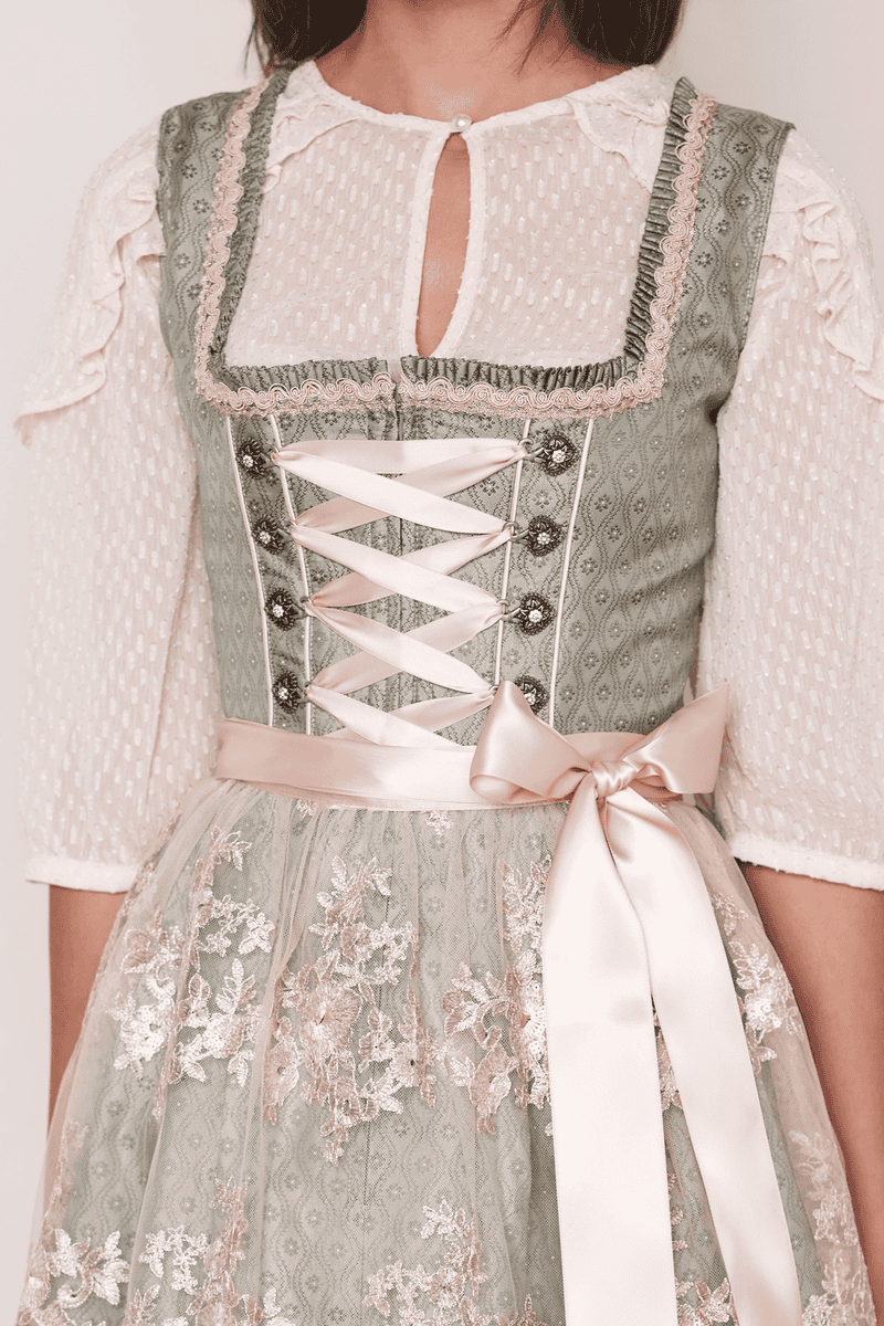 Krüger Madl Dirndl Guilia (50cm) Begrenzt auf 3 Tage