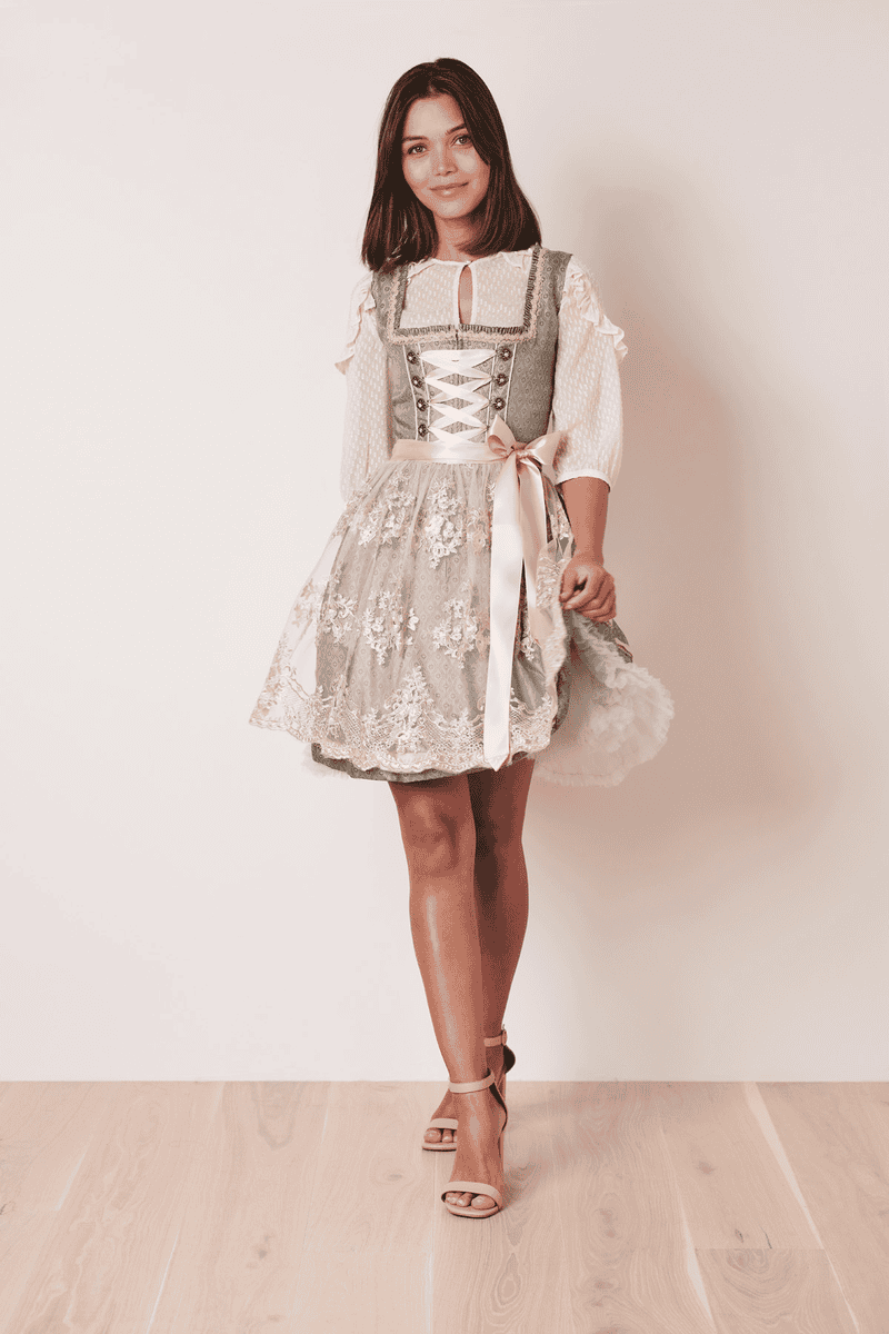 Krüger Madl Dirndl Guilia (50cm) Begrenzt auf 3 Tage