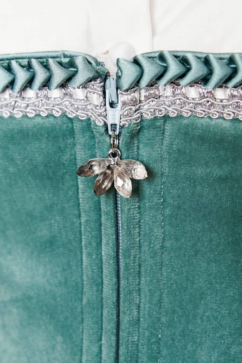 Krüger Madl Dirndl Carmela (70cm) Exklusivangebot