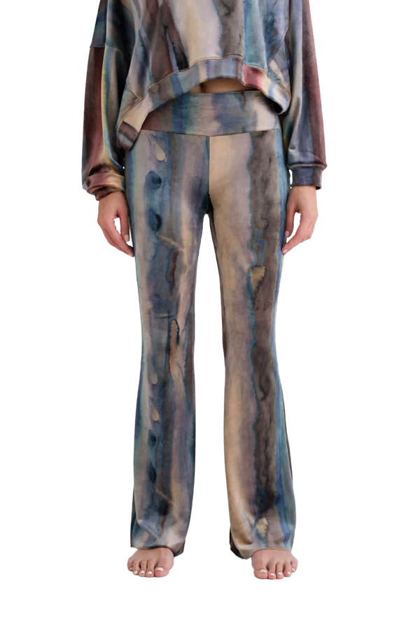 Love Joy Victory Velvet Hose Kala Begrenzt auf 3 Tage