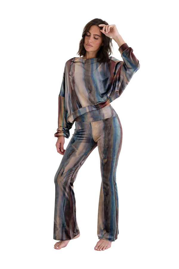 Love Joy Victory Velvet Hose Kala Begrenzt auf 3 Tage