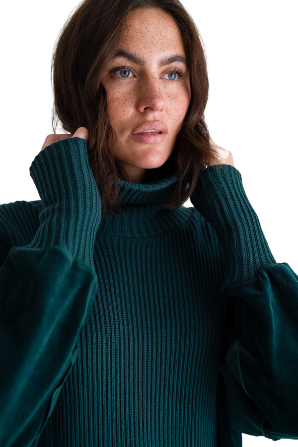 Love Joy Victory Rollkragenpullover mit Velvet und Strick Vega Verkauf