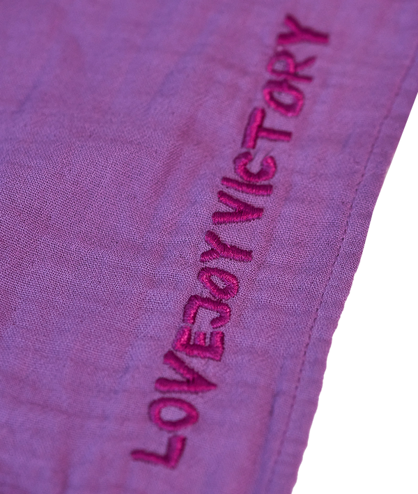 Love Joy Victory TUCH CANAPU Zeitlich begrenztes Angebot