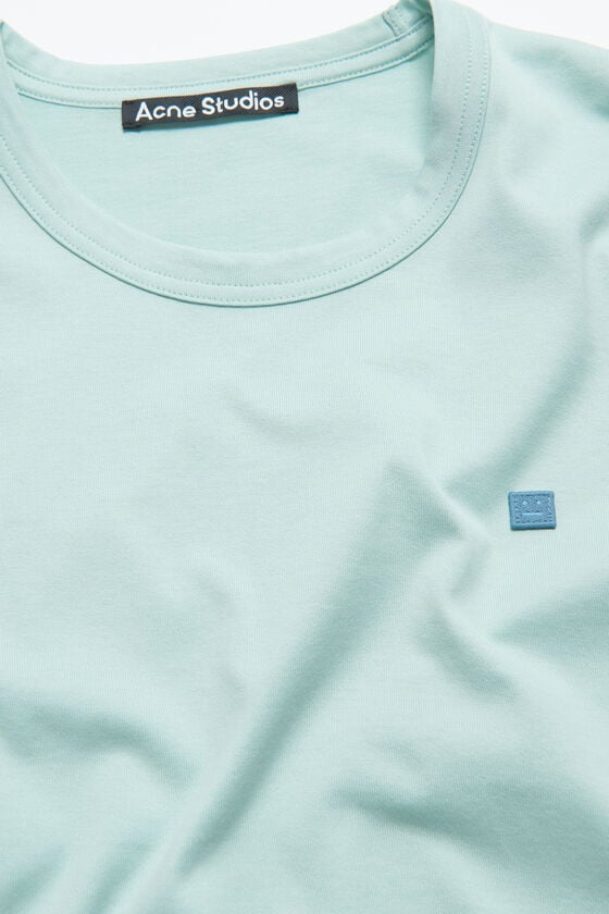 Acne Studios T-Shirt mit Rundhalsausschnitt - Normale Passform Unisex Neueste Mode