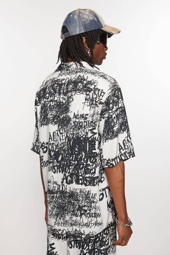 Acne Studios Bedrucktes Hemd mit Knopfleiste Letzte 3 Tage