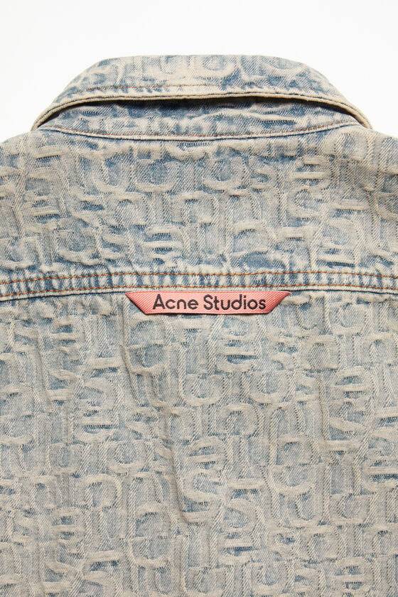 Acne Studios Monogramm-Jeanshemd – entspannte Passform Fabrikladen