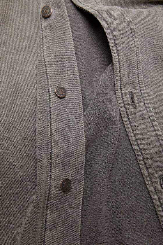 Acne Studios Jeanshemd in lockerer Passform 50% Rabatt für begrenzte Zeit