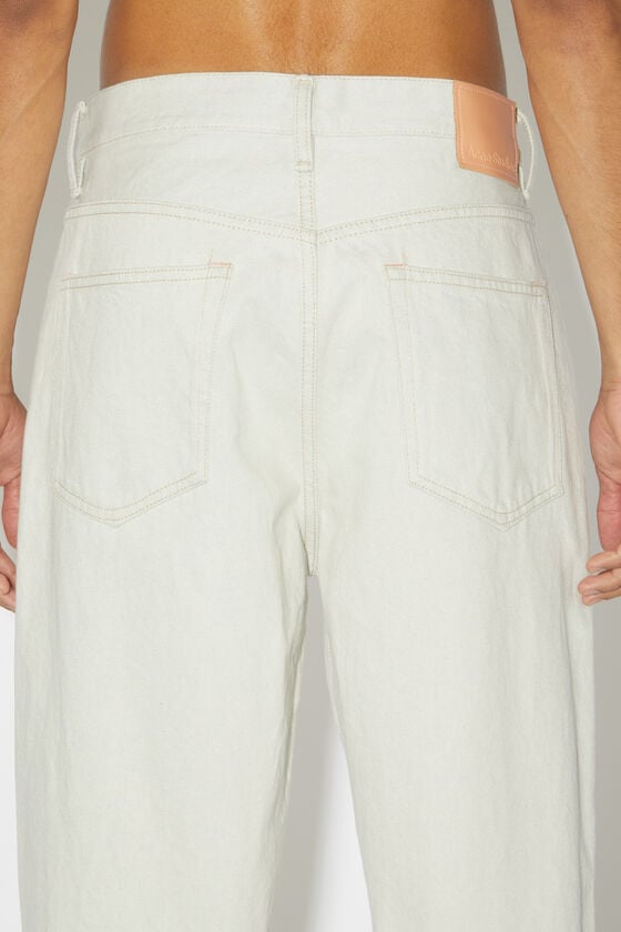 Acne Studios Jeans in lockerer Passform – 1991 Toj Unisex JETZT KAUFEN