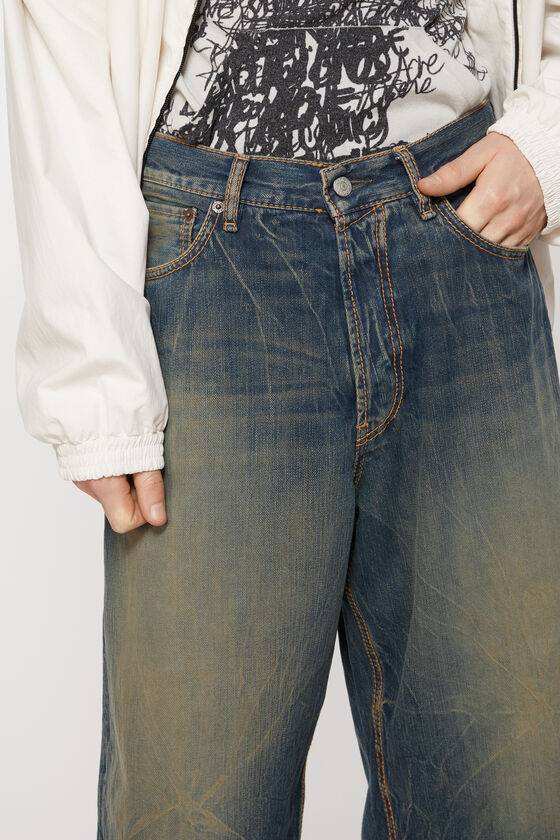 Acne Studios Jeansshorts - lockere Passform Rabatte dieses Monats