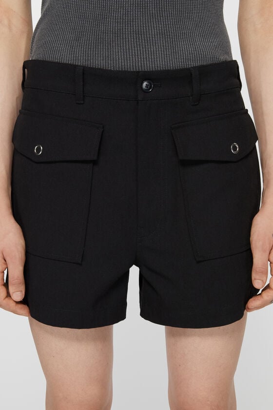 Acne Studios Shorts aus Twill Blitzverkäufe