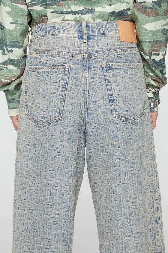 Acne Studios Denim-Shorts mit Monogramm – lockere Passform Limitierter Zeitrabatt