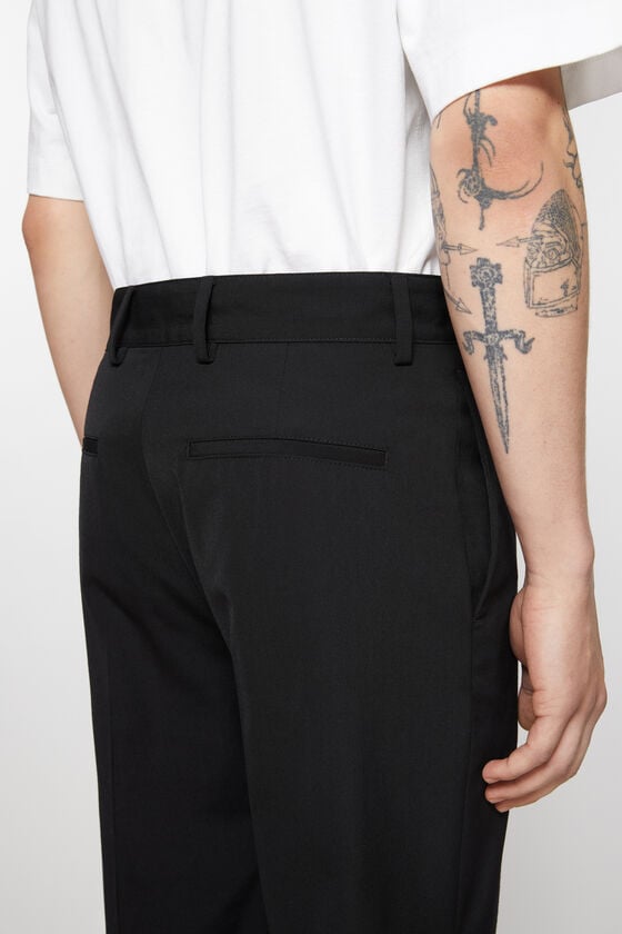 Acne Studios Figurnahe Hose Versandkostenfrei