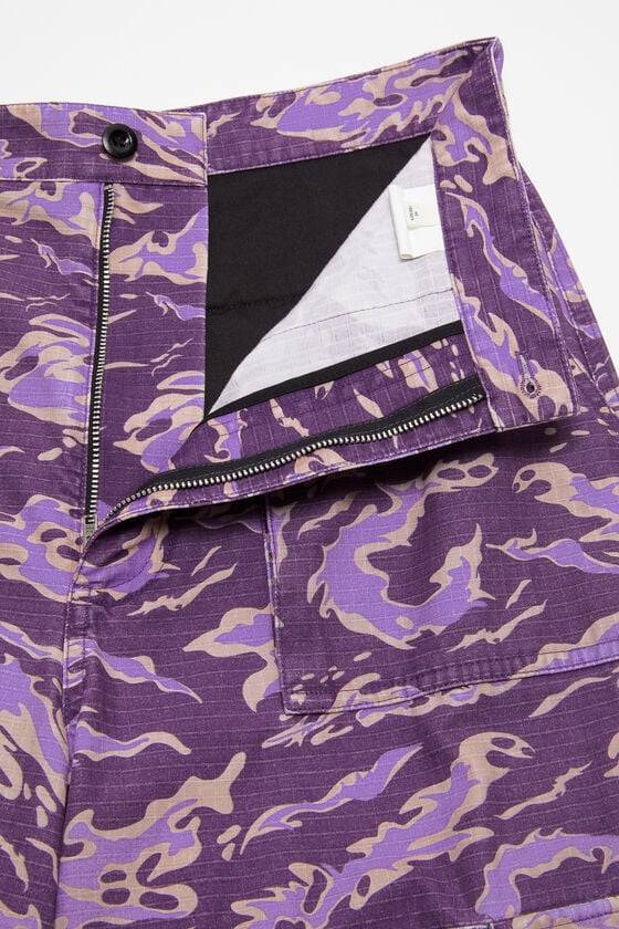 Acne Studios Hose mit Cargo-Print Heißer Verkauf