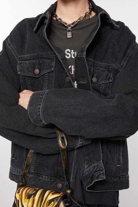 Acne Studios Jeansjacke – entspannte Passform Saisonschlussverkauf
