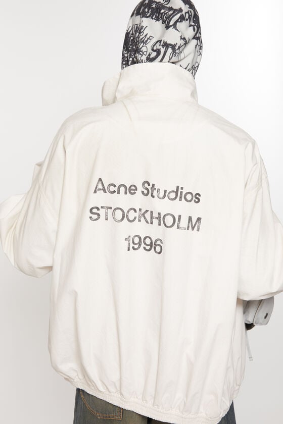 Acne Studios Jacke mit Reißverschluss und Logo Vierteljährliche Förderung