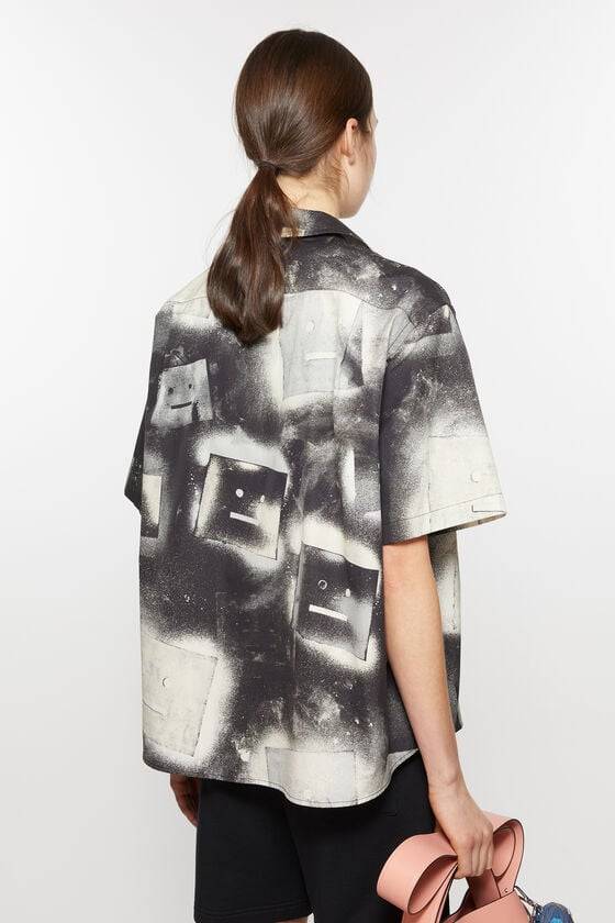 Acne Studios Bedrucktes Hemd mit Knopfleiste Unisex JETZT KAUFEN