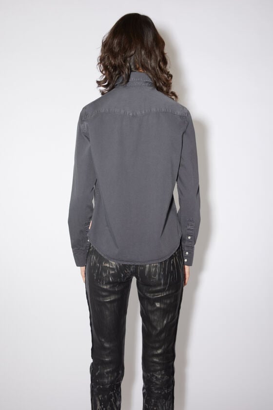 Acne Studios Jeanshemd mit Knopfleiste Vierteljährliche Förderung