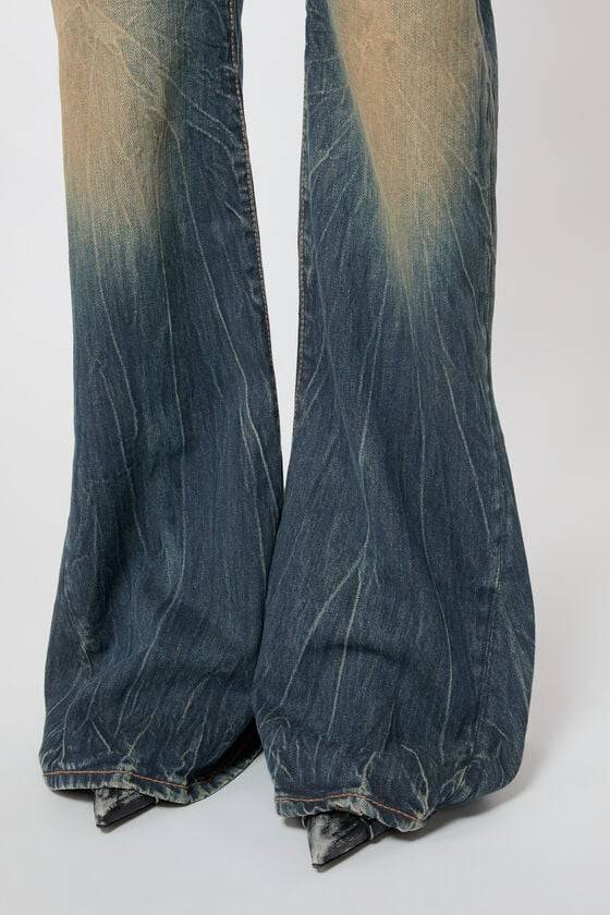 Acne Studios Jeans mit normaler Passform - 2024F Super Sparpreis