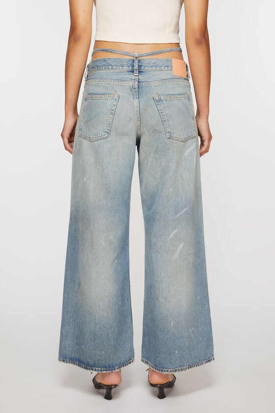 Acne Studios Jeans mit normaler Passform – 2004 Meist gekauft