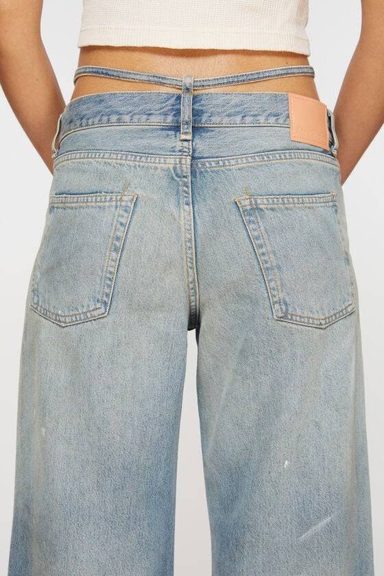 Acne Studios Jeans mit normaler Passform – 2004 Meist gekauft