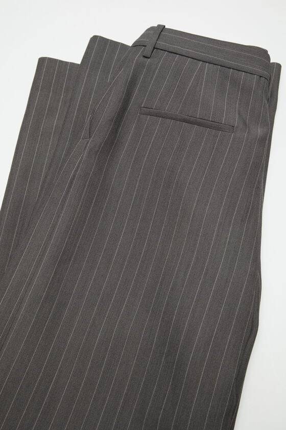 Acne Studios Dekonstruierte Nadelstreifenhose Neueste Stile