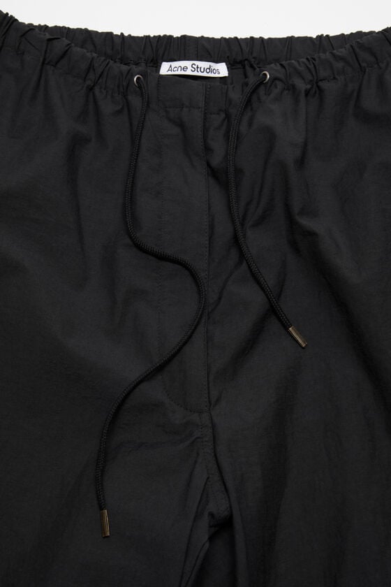 Acne Studios Hose in lockerer Passform Sonderangebot der Fabrik