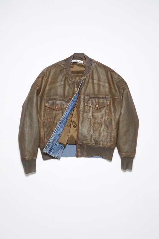 Acne Studios Bomberjacke aus gefärbtem Denim Begrenztes Angebot