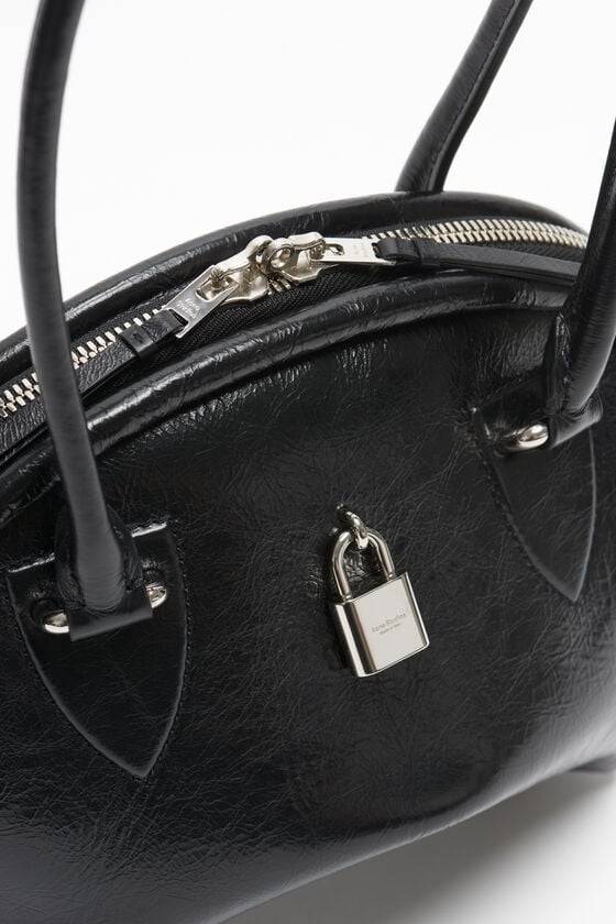 Acne Studios Bowlina mini shoulder bag Laufsteg-Show Tiefpreis