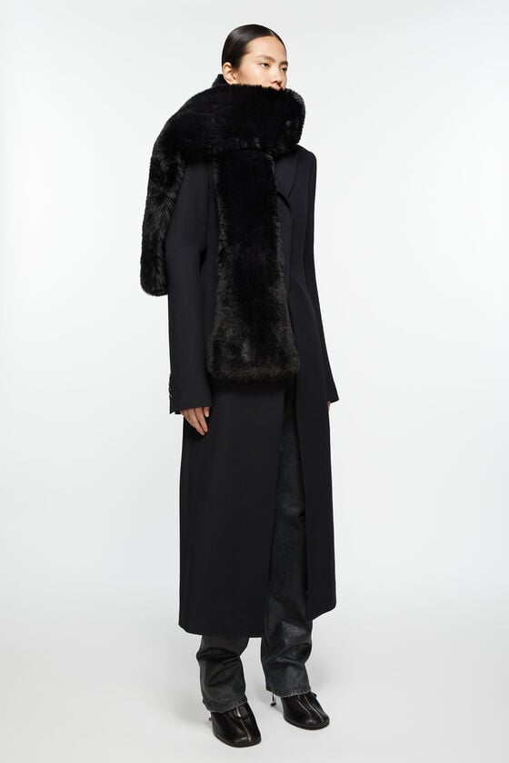 Acne Studios Fellschal Wochenangebot