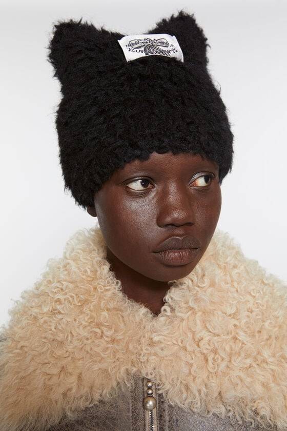 Acne Studios Fluffy square beanie Bis zu 50% Rabatt