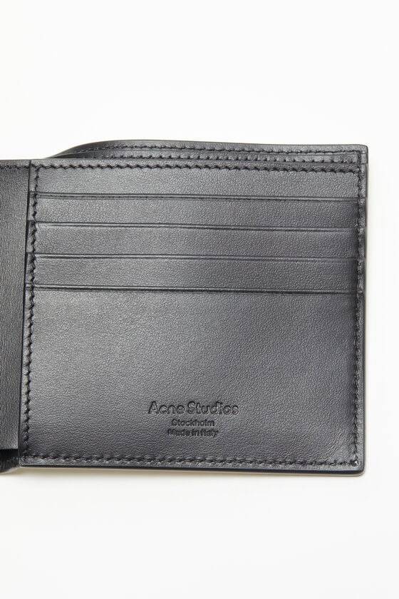 Acne Studios Gefaltete Lederbrieftasche Online