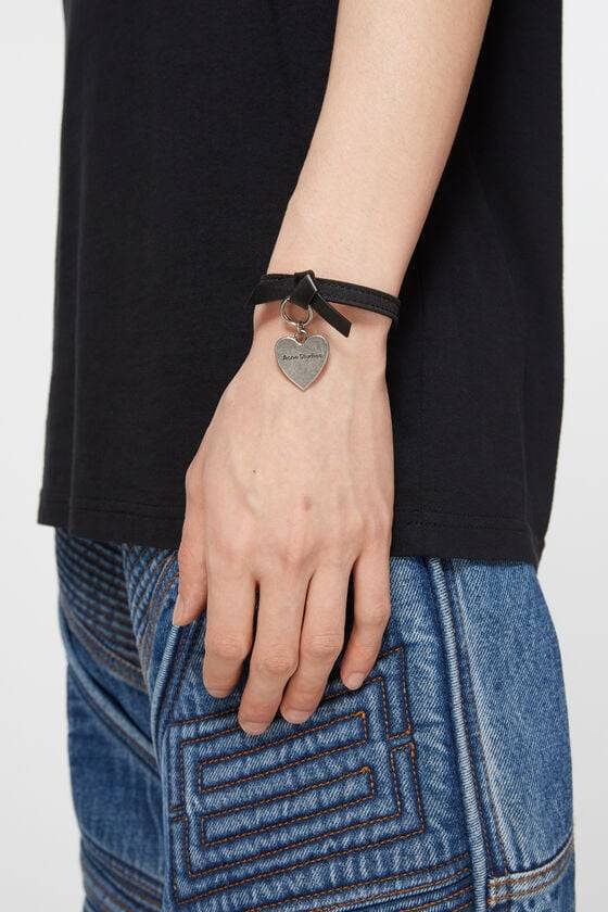 Acne Studios Armband mit Musubi-Knoten Fabrikpreis