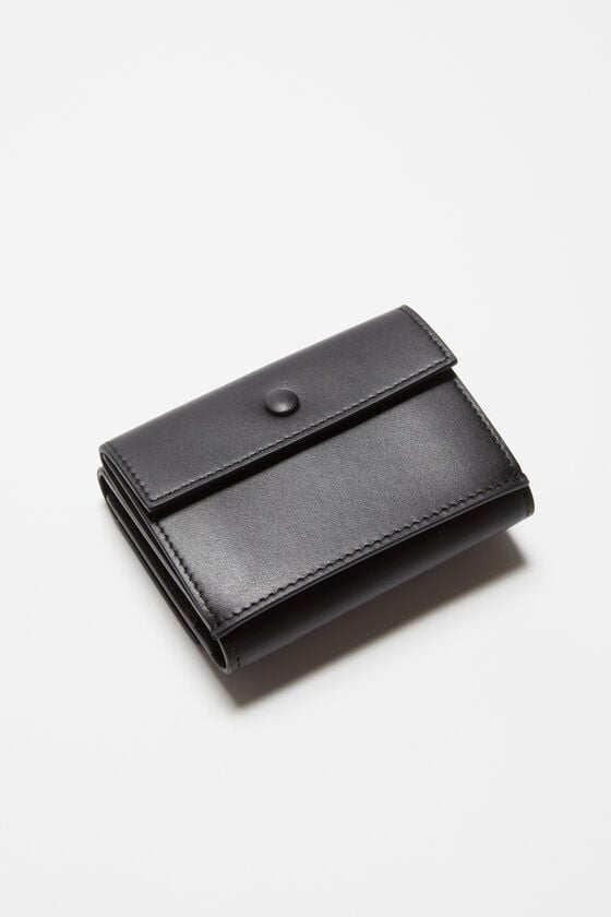Acne Studios Dreifach-Geldbörse aus Leder Blitzangebot