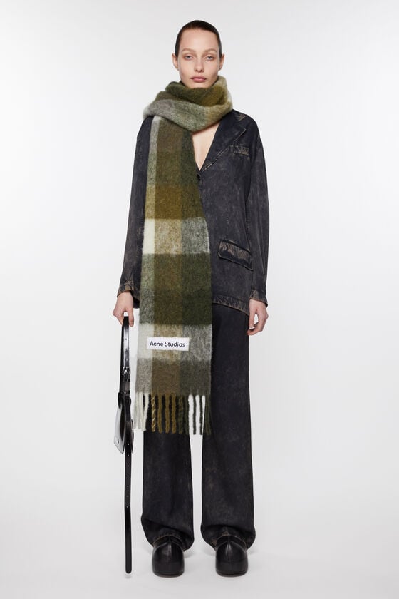 Acne Studios Karierter Schal aus Mohair Limitierter Zeitrabatt