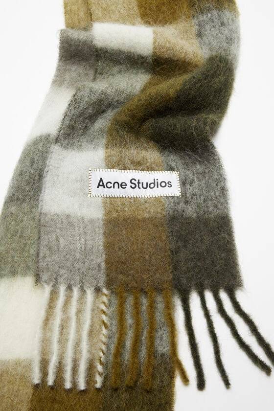 Acne Studios Karierter Schal aus Mohair Limitierter Zeitrabatt