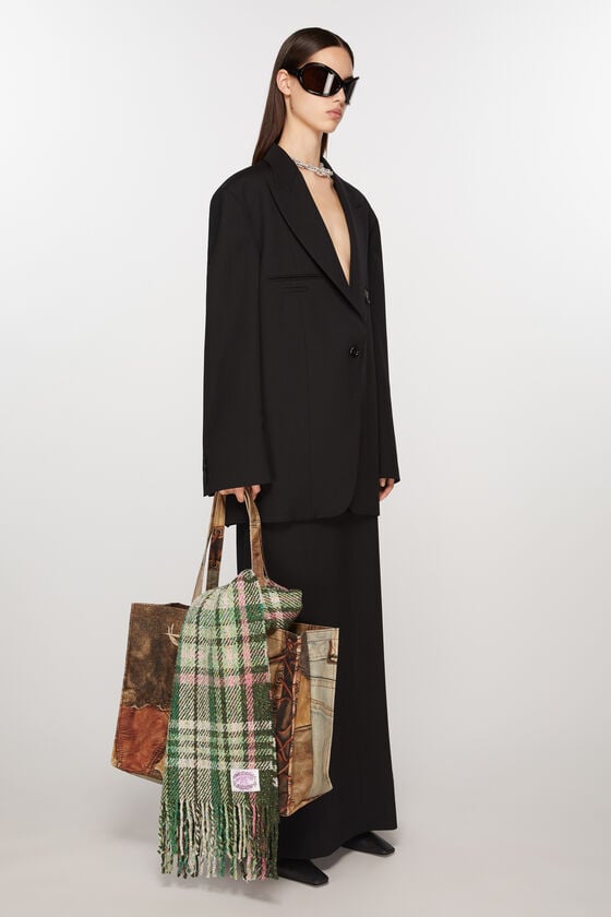 Acne Studios Fransen-Schal mit Karomuster Cyber Monday