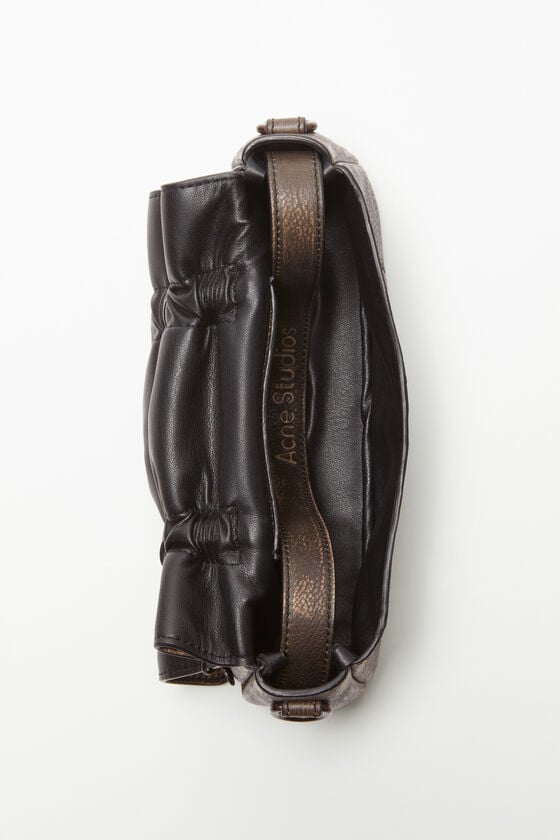 Acne Studios Mikrotasche mit mehreren Taschen Top Angebot