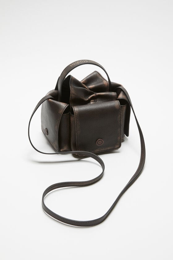 Acne Studios Multipocket-Minitasche Saisonale Angebote