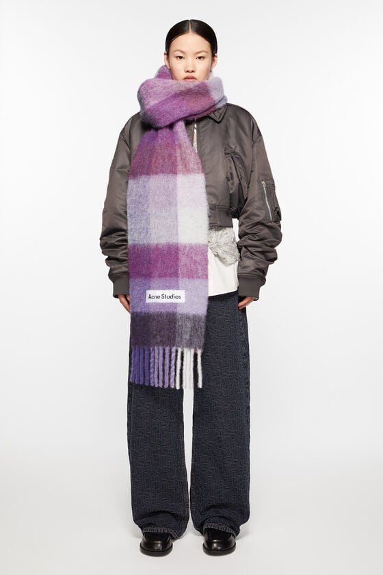 Acne Studios Karierter Schal aus Mohair Wochenangebot