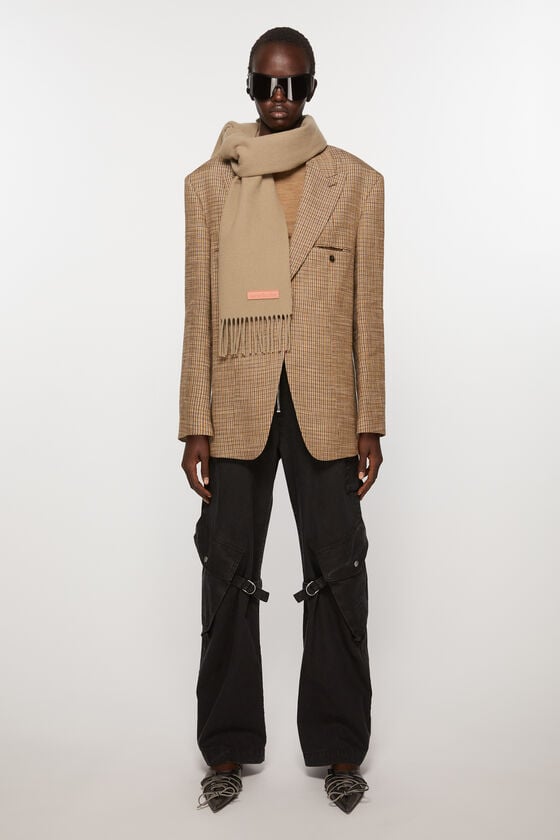 Acne Studios Schmaler Fransen-Schal aus Wolle Letzter Tag