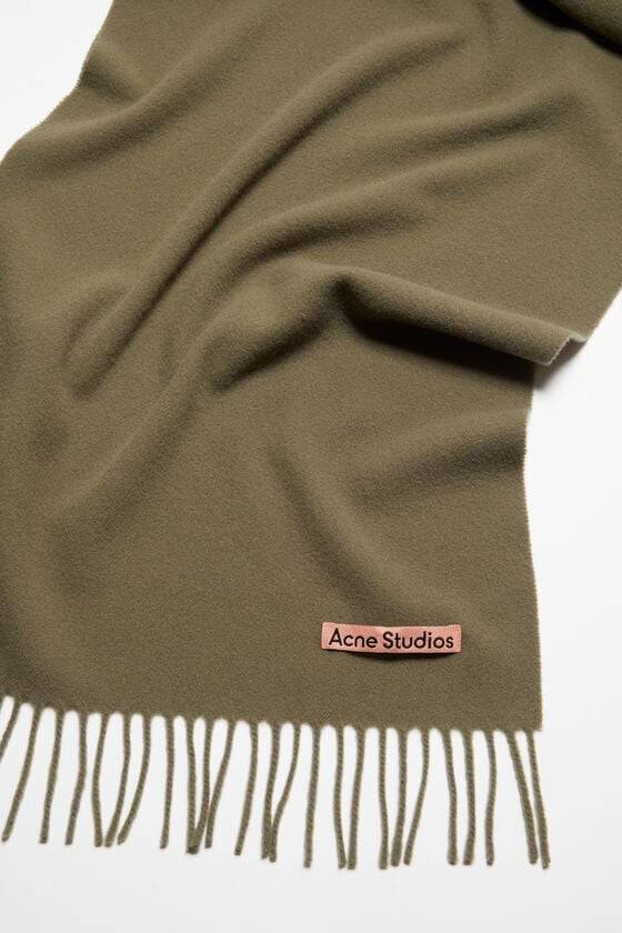 Acne Studios Schmaler Fransen-Schal aus Wolle Bis zu 65% Rabatt