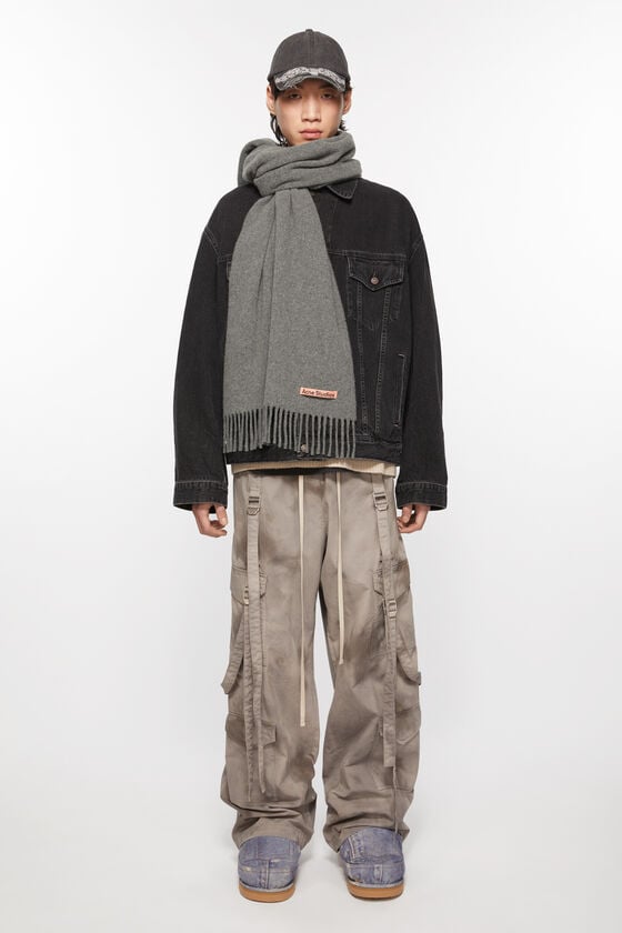 Acne Studios Schmaler Fransen-Schal aus Wolle Riesige Rabatte
