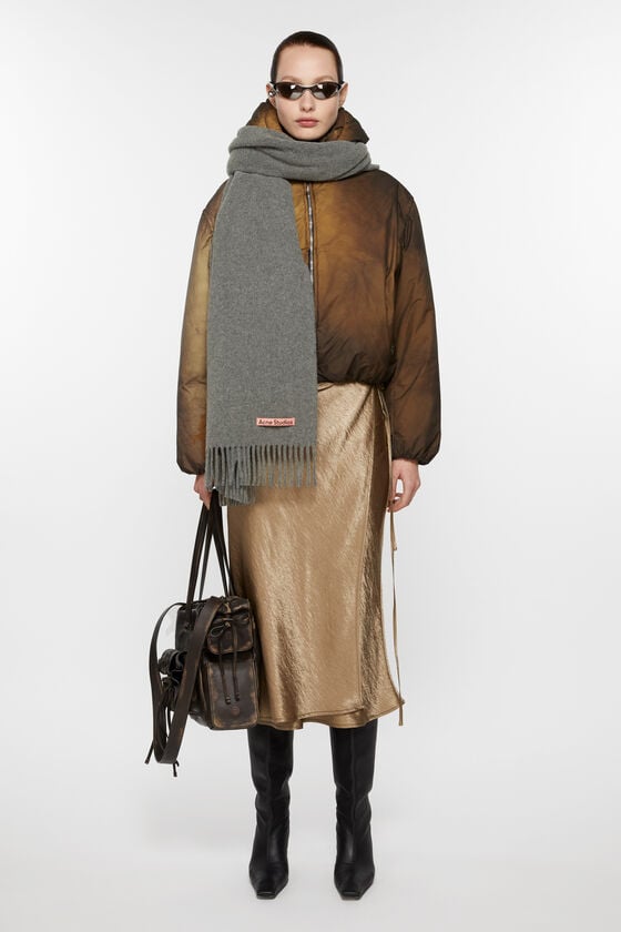 Acne Studios Oversized-Wollschal mit Fransen 50% Rabatt mit kostenlosem Versand