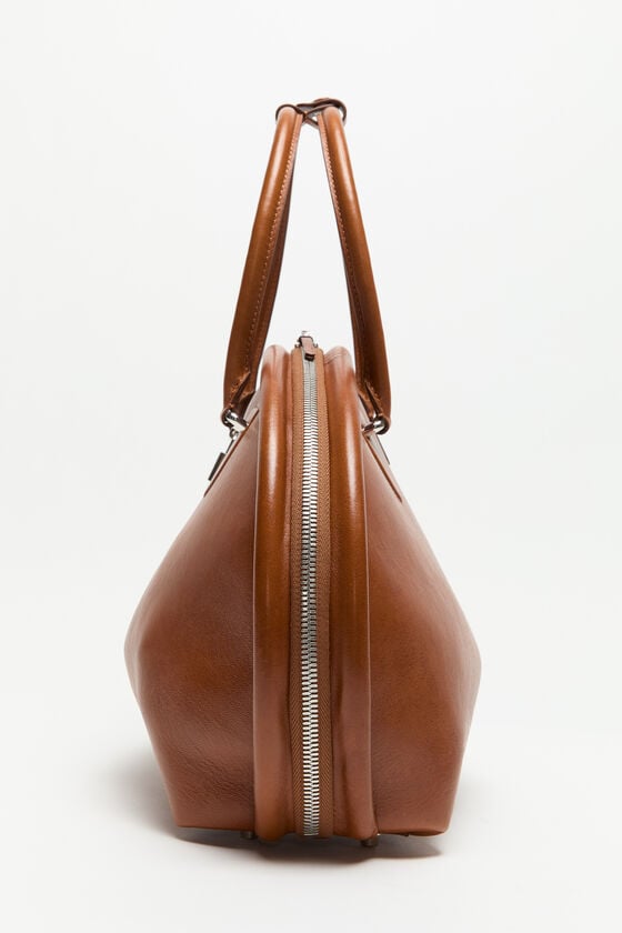 Acne Studios Bowlina shoulder bag Laufsteg-Show 50% Rabatt für begrenzte Zeit