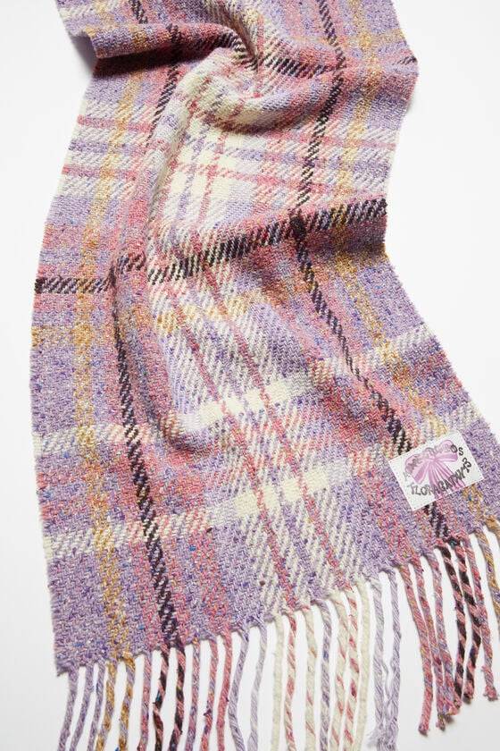 Acne Studios Fransen-Schal mit Karomuster Online
