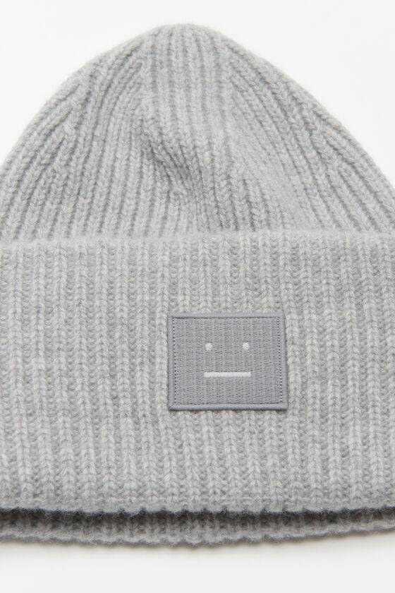 Acne Studios Mütze mit großem Face-Logo Großer Ausverkauf
