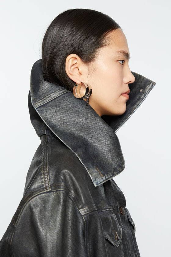 Acne Studios Creolen Laufsteg-Show Preisnachlass