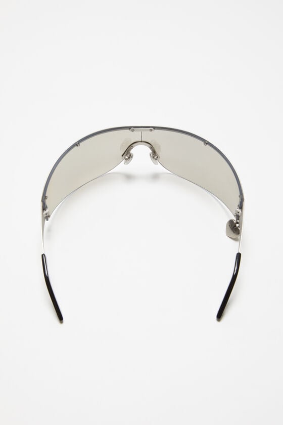 Acne Studios Sonnenbrille mit Metallrahmen Lagerräumung